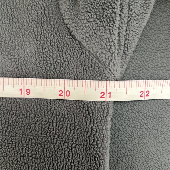 Amazon Women's Dark Grey Fleece Pullover 1/4 Zip Sweatshirt Small -Can Fit Large - Picture 7 of 10